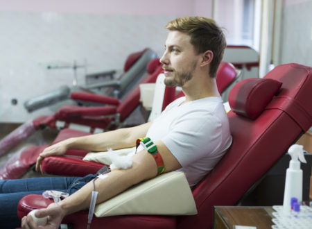 Homo- en bimannen mogen niet zomaar bloed doneren.
